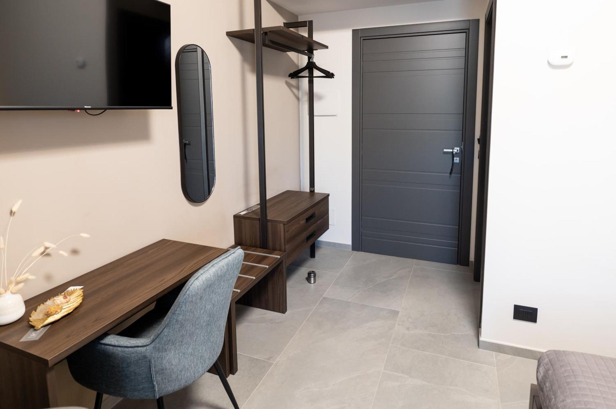 Mia Rooms B&B Μιλάτσο Εξωτερικό φωτογραφία